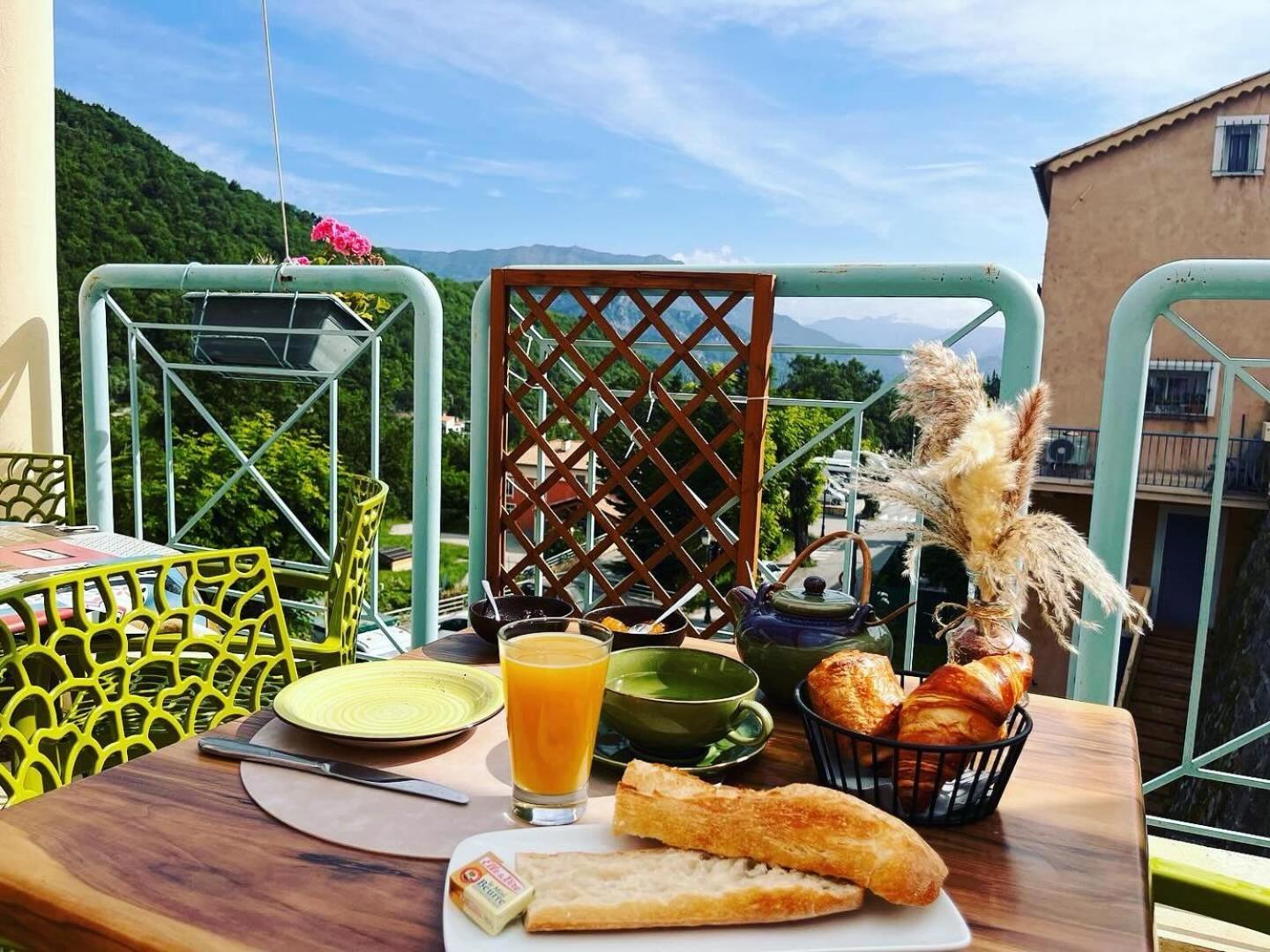Les Gites De Bouyon ภายนอก รูปภาพ